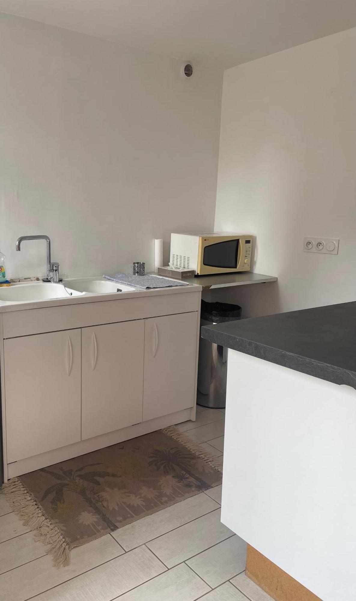 Petit Studio Aux Portes Du Beaujolais Saint-Germain-Nuelles Экстерьер фото