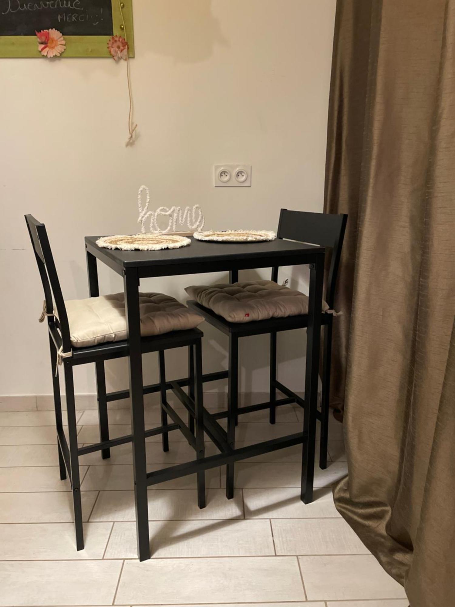 Petit Studio Aux Portes Du Beaujolais Saint-Germain-Nuelles Экстерьер фото
